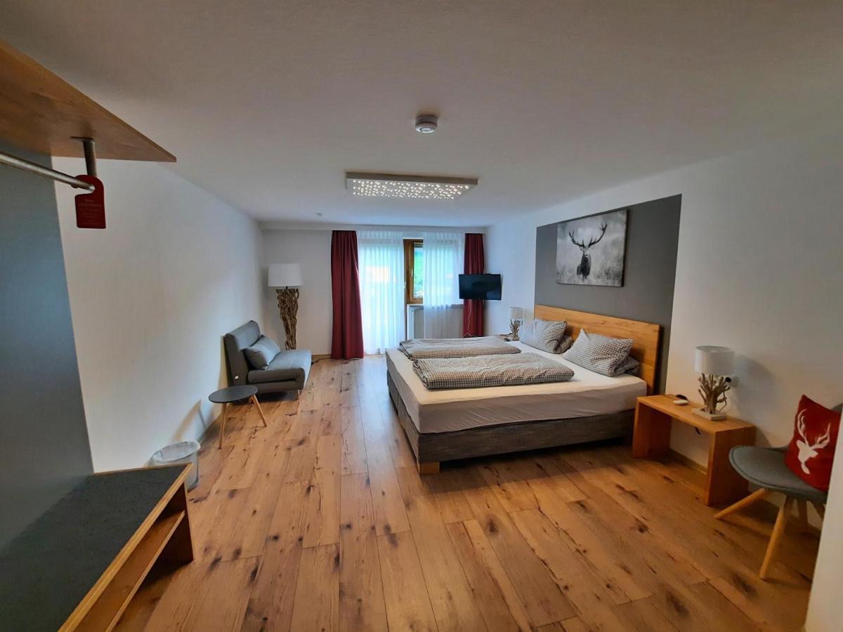 Landhotel Albrecht ミッセン・ヴィルハムス エクステリア 写真