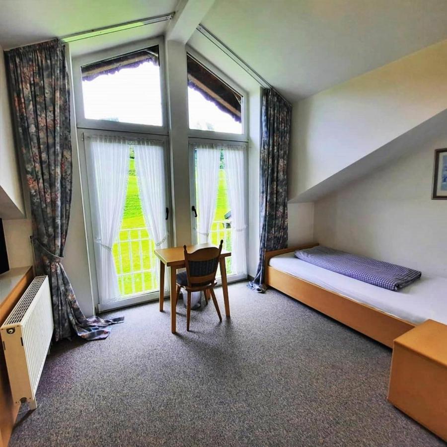 Landhotel Albrecht ミッセン・ヴィルハムス エクステリア 写真